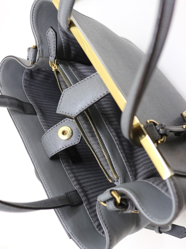 ✨美品✨フェンディ ハンドバッグ 2way プチトゥージュール レザー グレー FENDI フェンディ バックトゥスクールミニ 2WAYショルダーバッグ
