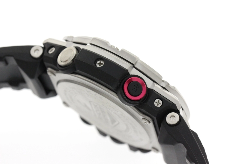 CASIO カシオ 腕時計 G-SHOCK G-STEEL GST-B100-1AJF ブラック文字盤 樹脂／ステンレススチール Bluetoothソーラー【207】