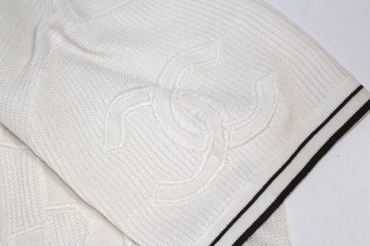 ♡シャネル　トップス38♡ シャネル CHANEL ココボタン 半袖 トップス ニット
