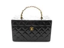 CHANEL　シャネル　バッグ　横型バニティ　ココマーク　ブラック　パテントレザー　2143700171255　【437】