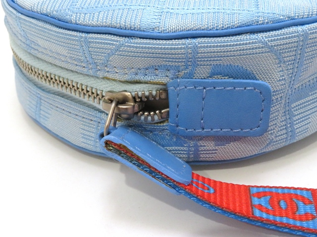 CHANEL シャネル ニュートラベルライン ラウンドポーチ A17682  