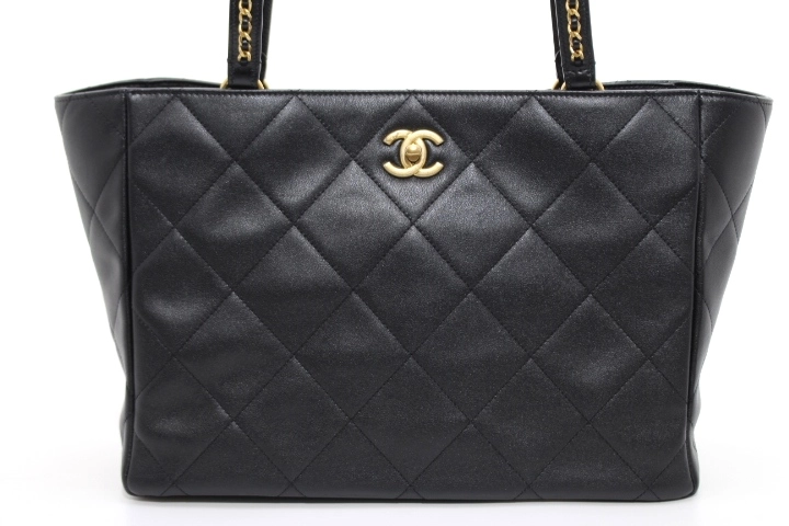 CHANEL　シャネル　バッグ　マトラッセ トートバッグ　ブラック/GP　レザー　AS3508　2022秋冬　2148103564338　【200】