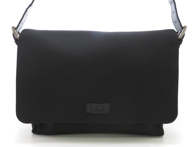 【美品】GUCCI グッチ　メッセンジャーバック　ブラック　大容量　キャンバス GUCCI グッチ シェリーライン メッセンジャーバッグ ショルダー