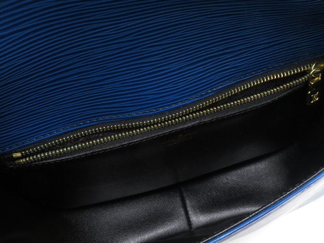 LOUIS VUITTON ルイ・ヴィトン エピ サンクルー トレドブルー