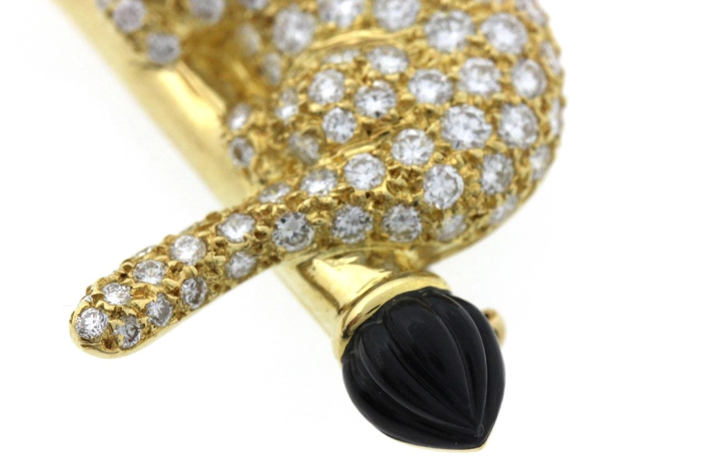 Van Cleef & Arpels ヴァンクリーフ&アーペル アニマルブローチ/K18イエローゴールド/エメラルド/オニキス/ダイヤモンド 重さ約10.8g【472】SJ