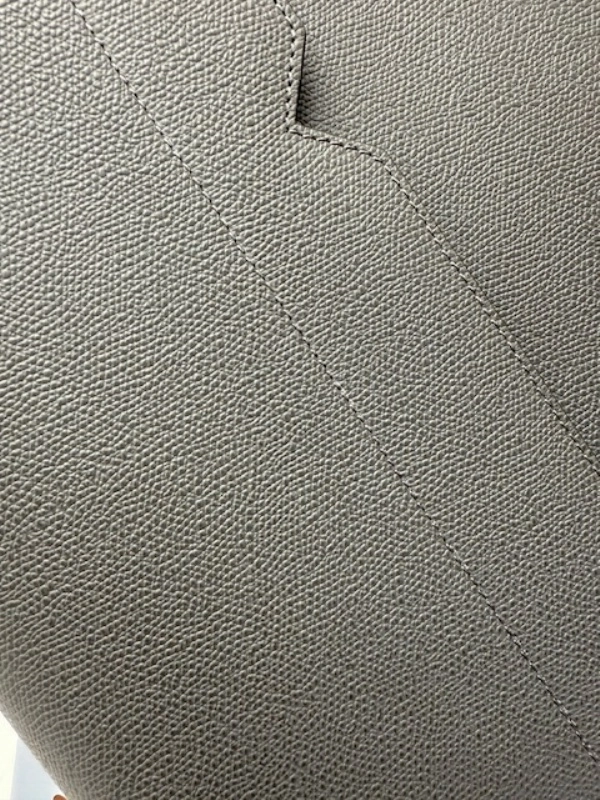 Valextra　ヴァレクストラ　バックパック　V-Line Backpack/Vラインバックパック　カーフ　セメントグレー　MBVL0041010LRL99GM　【472】AH