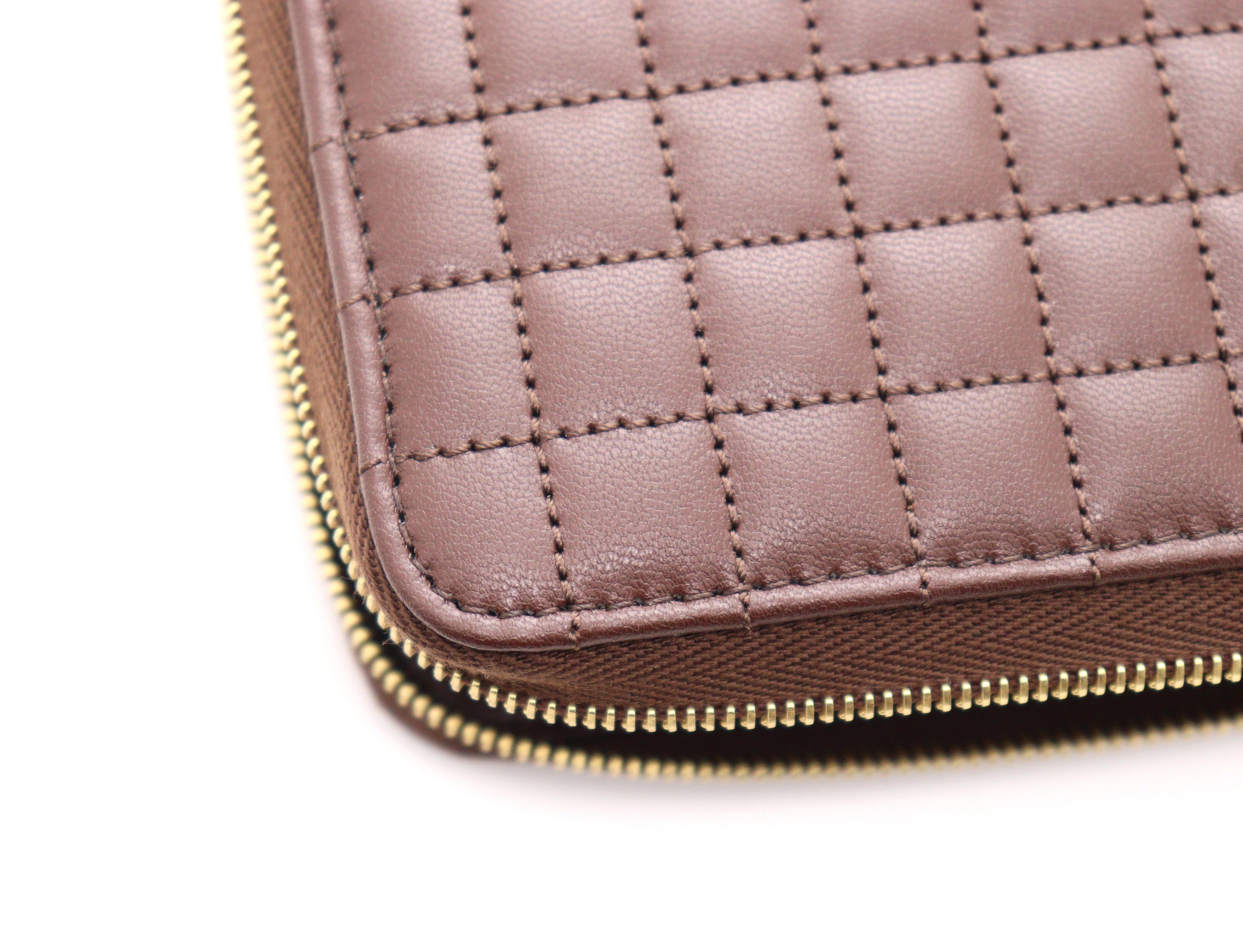 CELINE　セリーヌ　Cチャーム　ラージジップドウォレット　ダークブラウン　レザー　【471】L