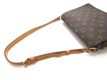 LOUIS VUITTON ルイヴィトン ショルダーバッグ 肩掛け