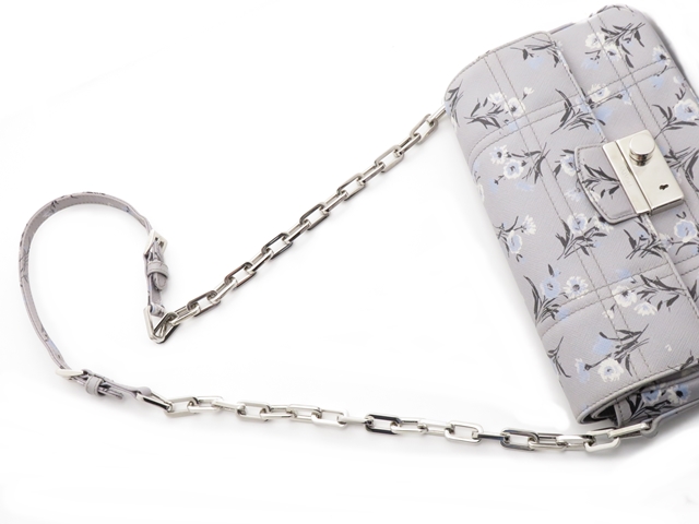 新品同様 PRADA プラダ ワンショルダーバッグ クリスタルスタッズ サテン ポーチ クリスタル 1NQ044_2AWL_F0T7O 中古  56744 – Casanova Vintage