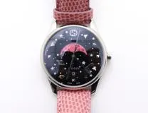 GUCCI グッチ Gタイムレス ムーンフェイズ 黒文字盤/ピンク