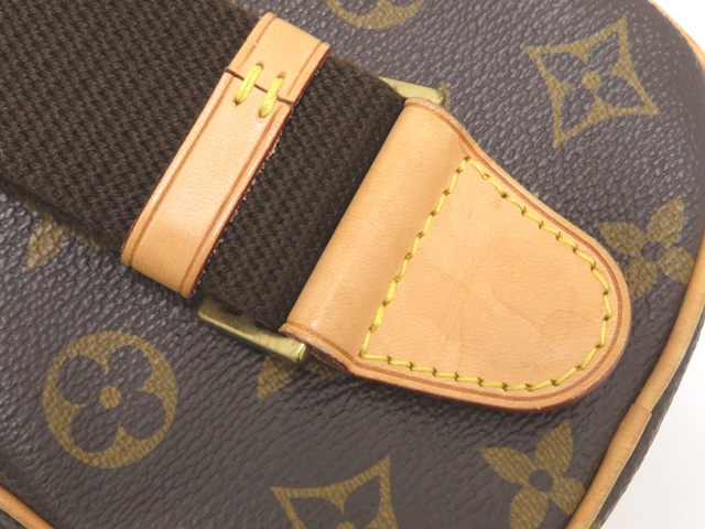 LOUIS VUITTON ルイ・ヴィトン モノグラム ポシェット・ガンジュ