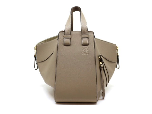 LOEWE ロエベ ハンモックバッグ スモール ハンドバッグ ショルダーバッグ サンド レザー 387.30.S35 2141100594179【200】