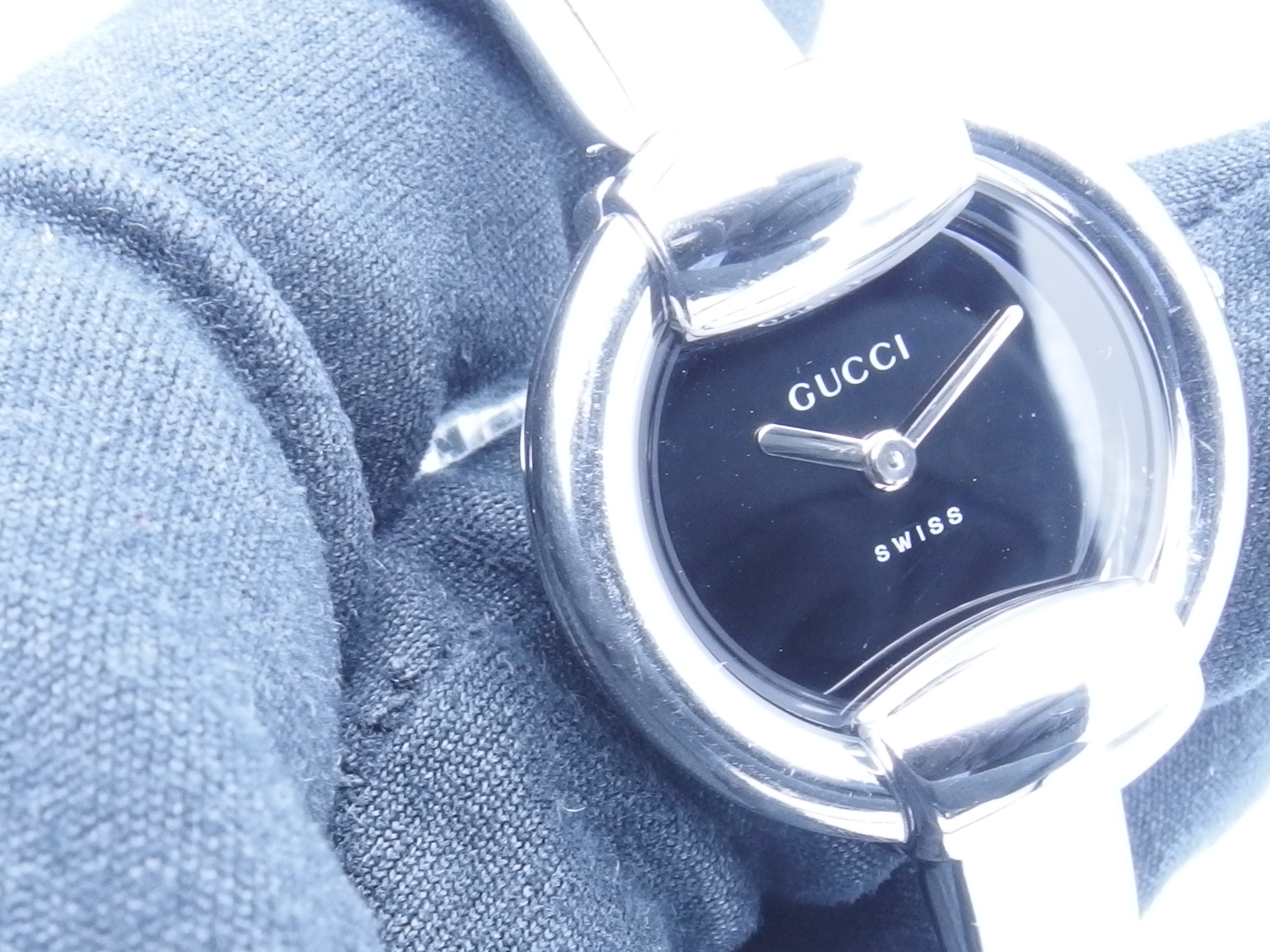 最終値下げ　Gucci シルバー スクエアフェイス 時計 GUCCI グッチ 1500L スクエアフェイス 1P ダイヤモンド 腕時計