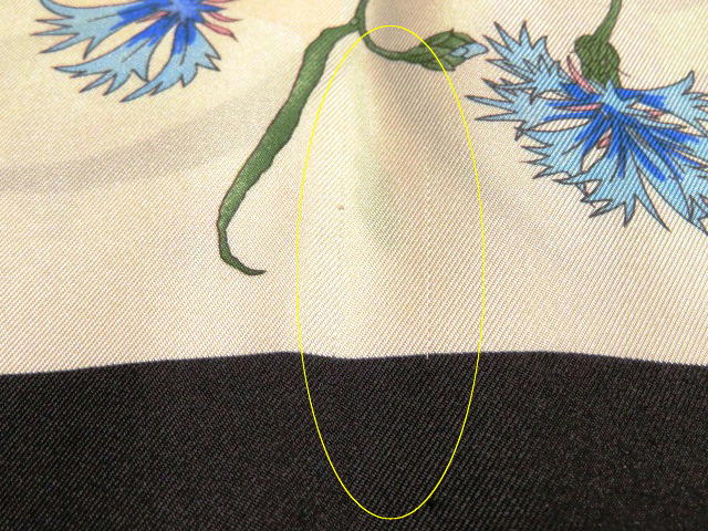 グッチ スカーフ フローラ ホワイト ブラック 花柄 昆虫 シルク
