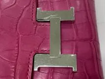 HERMES　エルメス　コンスタンス・トゥーゴー　ローズ　ショッキング　アリゲーターマット　シルバー金具　B刻印（2023年頃製造）【472】SS