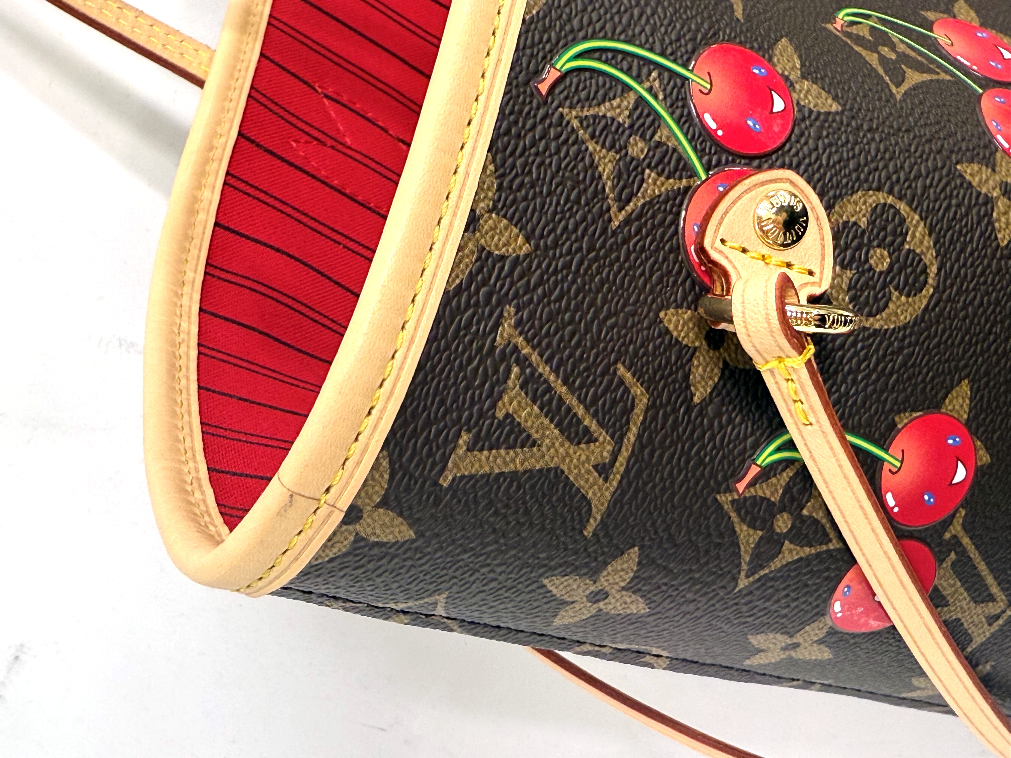 LOUIS VUITTON ルイヴィトン モノグラム・チェリー LV × TM ネヴァー