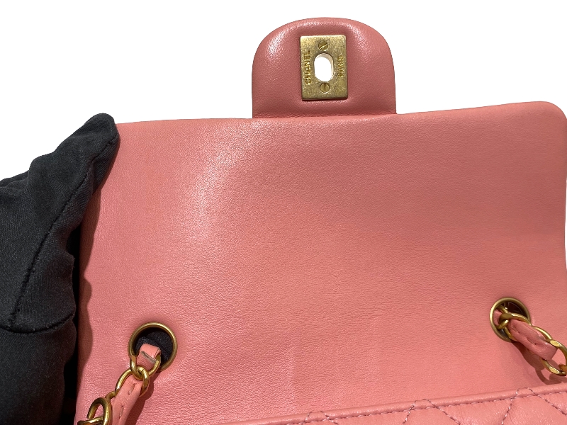 CHANEL シャネル マトラッセ ミニフラップバッグ ピンク/GP