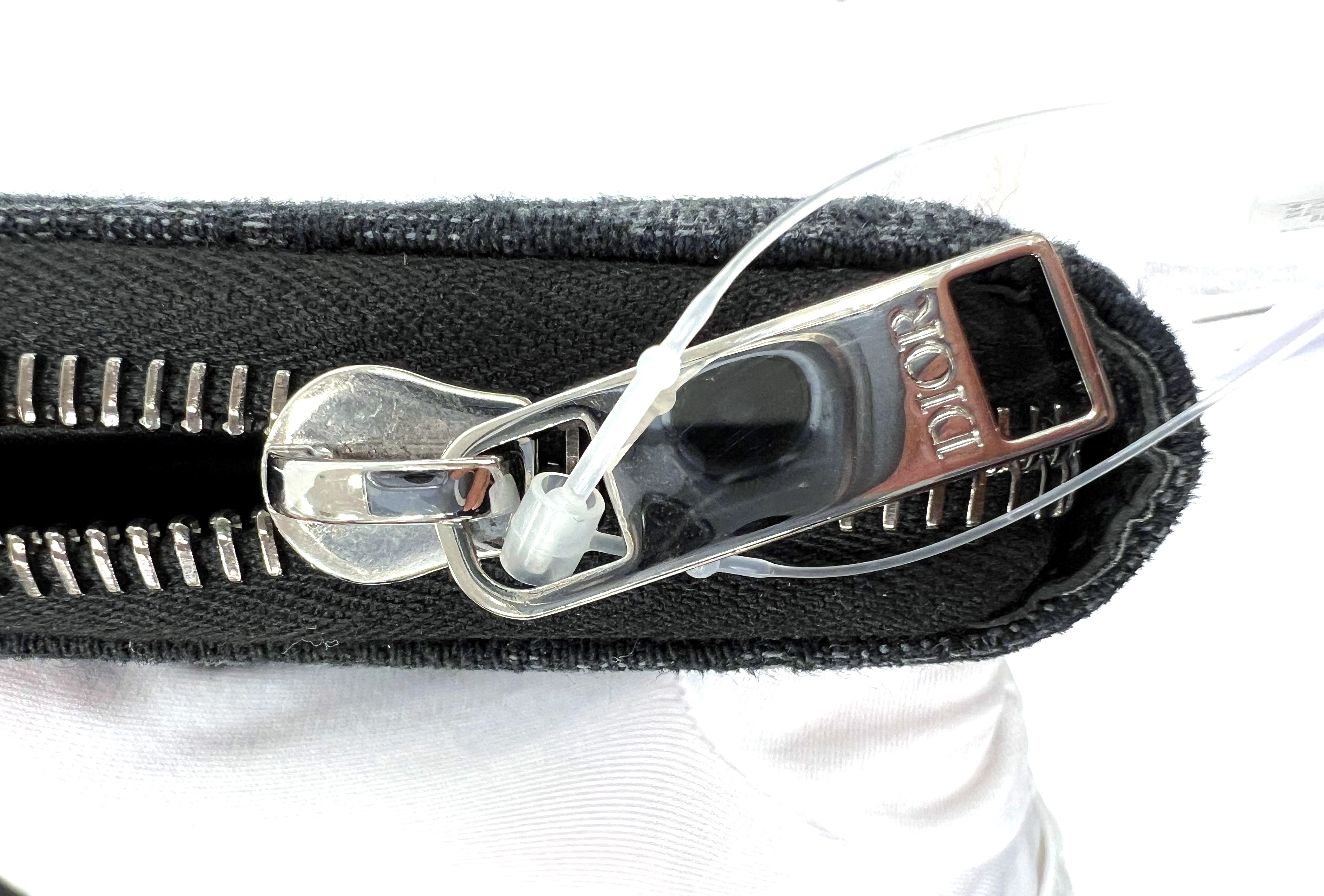 DIOR　ディオール　ロングジップウォレット　オブリーク　キャンバス　ブラック　【472】HA