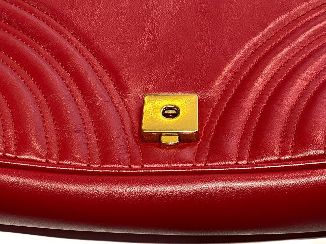 GUCCI グッチ GGマーモントキルティングスモールショルダー GUCCI グッチ GGマーモントキルティングスモールショルダー