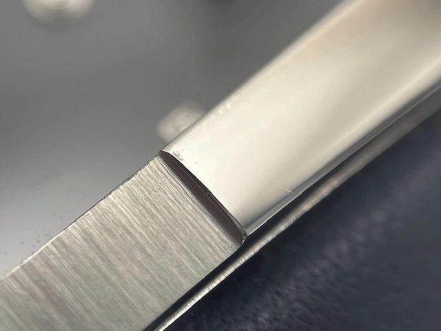 FENDI フェンディ レディース クォーツ レクタンギュラー F100102801 ネイビー文字盤 SS/レザー【472】HK