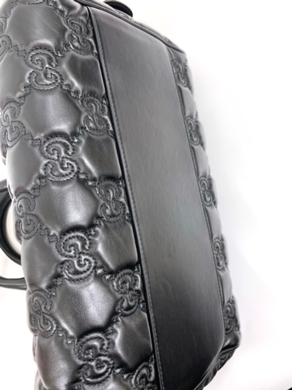 グッチGUCCI GG マトラッセミディアムバッグブラック702242美品