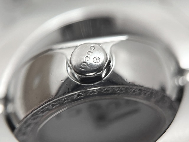 291☆美品☆ GUCCI グッチ YA112 トワール ラバー ホワイト GUCCI/グッチ】 112 トワール ワイドバングル 腕時計 ステンレス