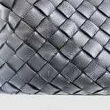 BOTTEGA VENETA ボッテガ・ヴェネタ イントレチャート ブラック【432】2146000360046