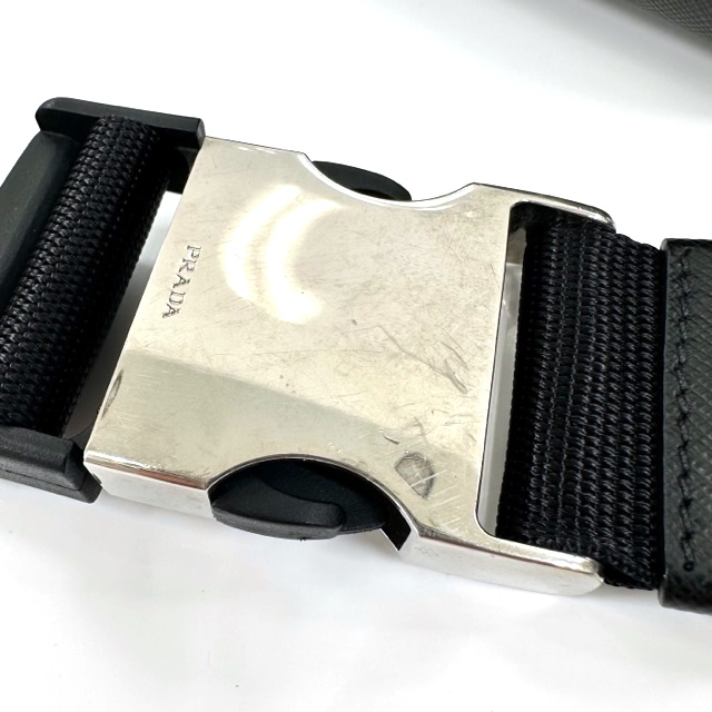 PRADA プラダ ボディバッグ ブラック サフィアーノレザー 2VL012