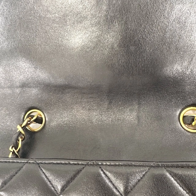 CHANEL シャネル マトラッセ ダイアナフラップ チェーンショルダー ブラック ラムスキン【432】2148103586101