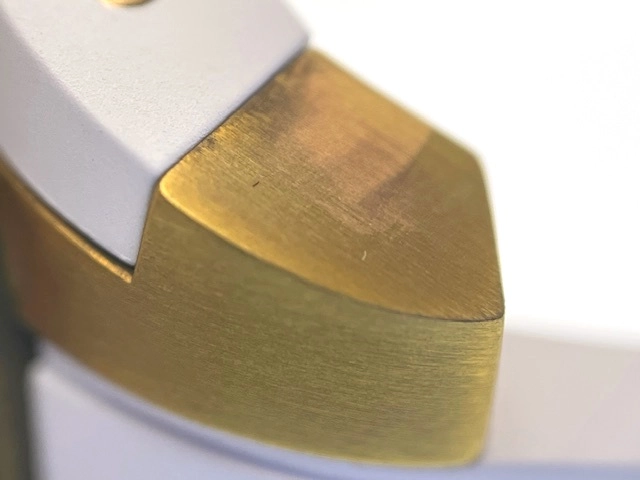 GUCCI グッチ  DIVE ダイブ クォーツ ホワイト ラバー メンズ YA136322【472】