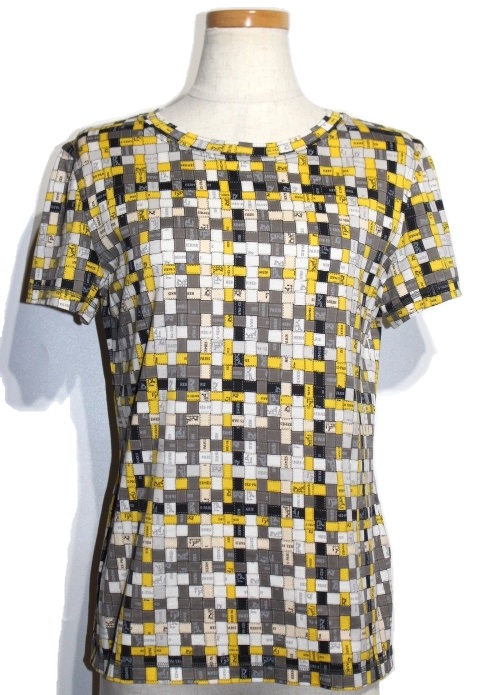 HERMES エルメス Tシャツ 総柄 ピンク/レッド系 38サイズ Apparel