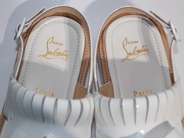 Christian Louboutin クリスチャンルブタン サンダル レディース
