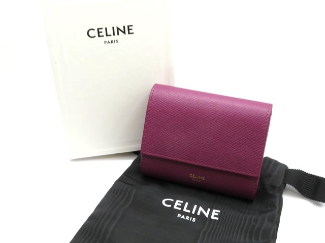 ランク celine - セリーヌ スモール トリフォールドウォレット レザー