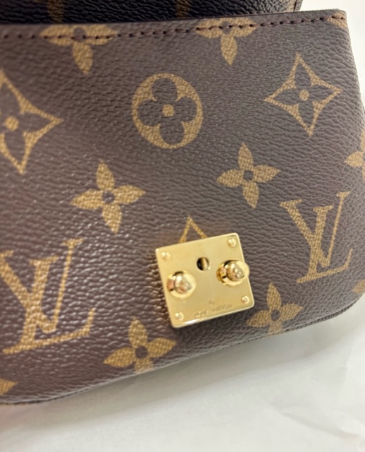 LOUIS VUITTON ルイヴィトン ミクロ・メティス モノグラム