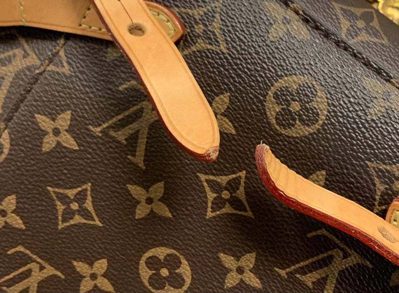 LOUIS VUITTON ルイ・ヴィトン リュックサック モンスリ