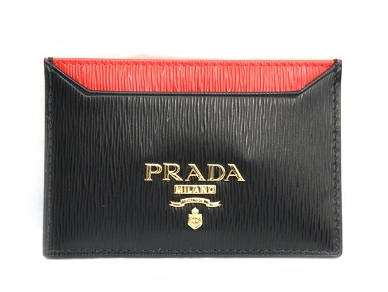 PRADA　プラダ　カードケース　ブラック／レッド　カーフ　【471】